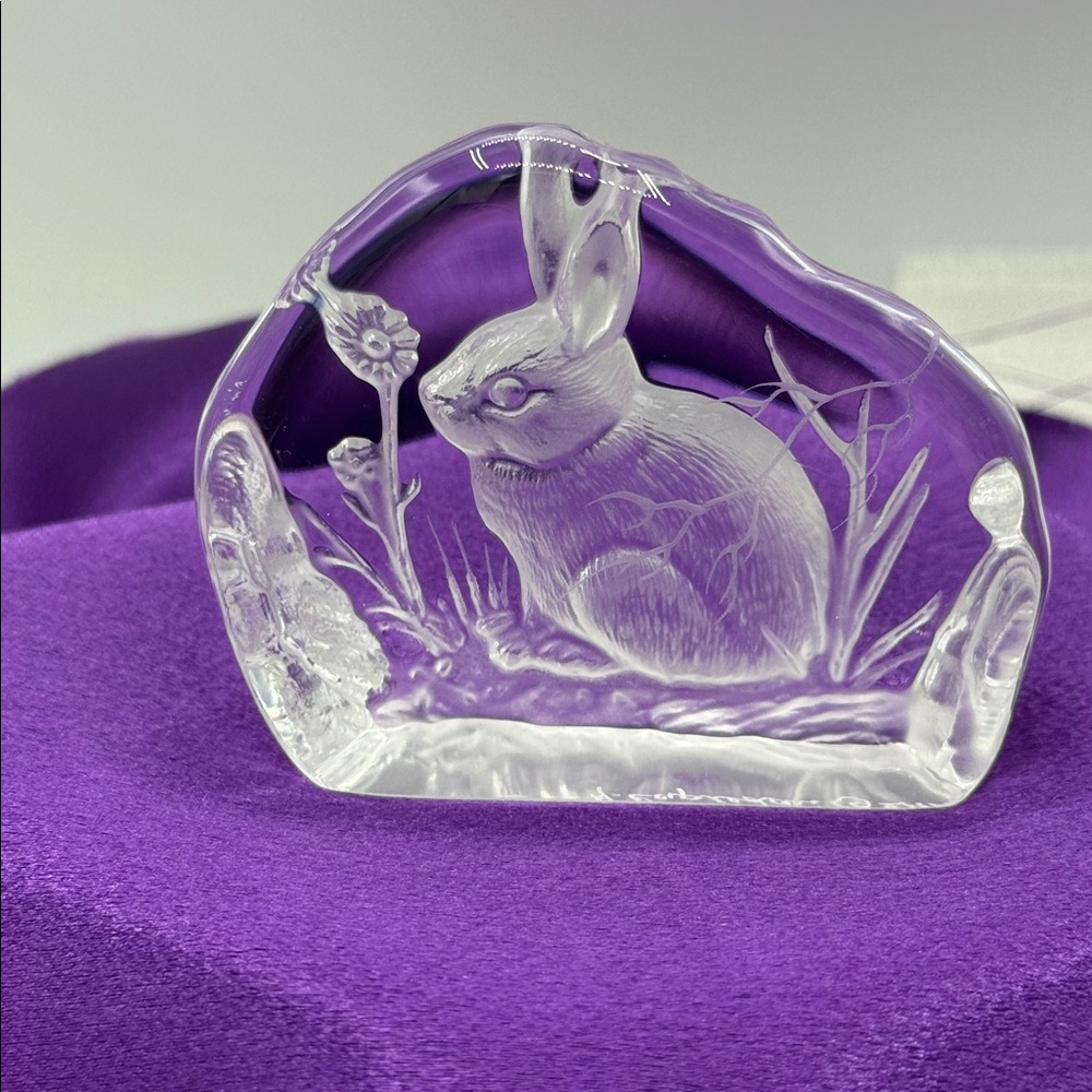 Capredoni Crystal Paperweight Bunny Rabbit Signed 2 5/8" x 2"